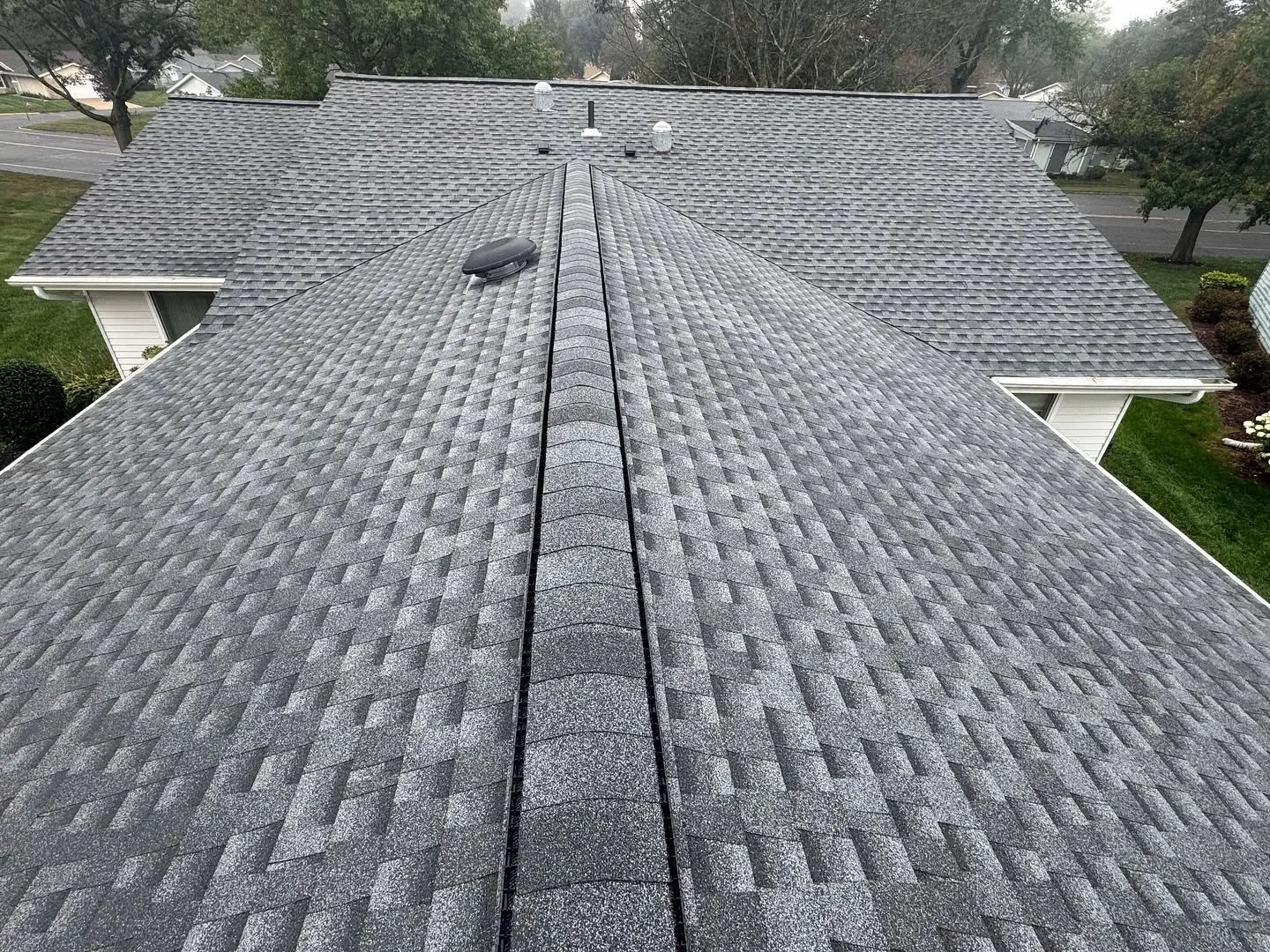 Gray shingle roof replacement project in Colts Neck, NJ